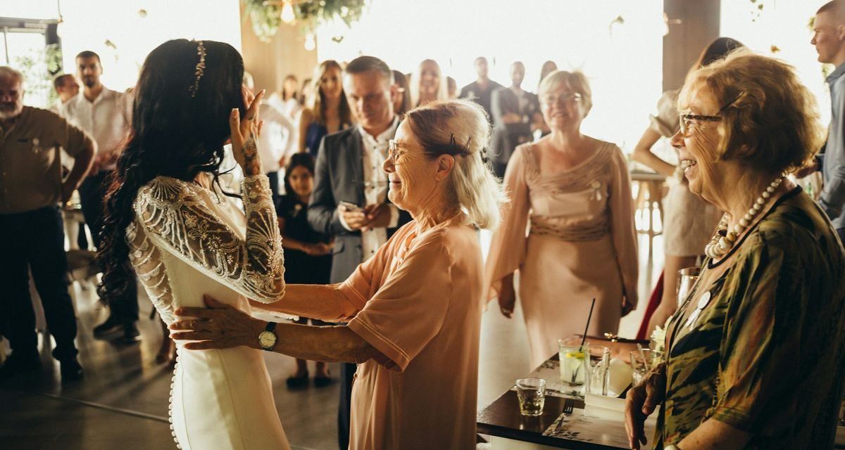 Biar Gak Kaget, Ini 4 Sinyal Calon Mertua Yang Hobi Cari Ribut