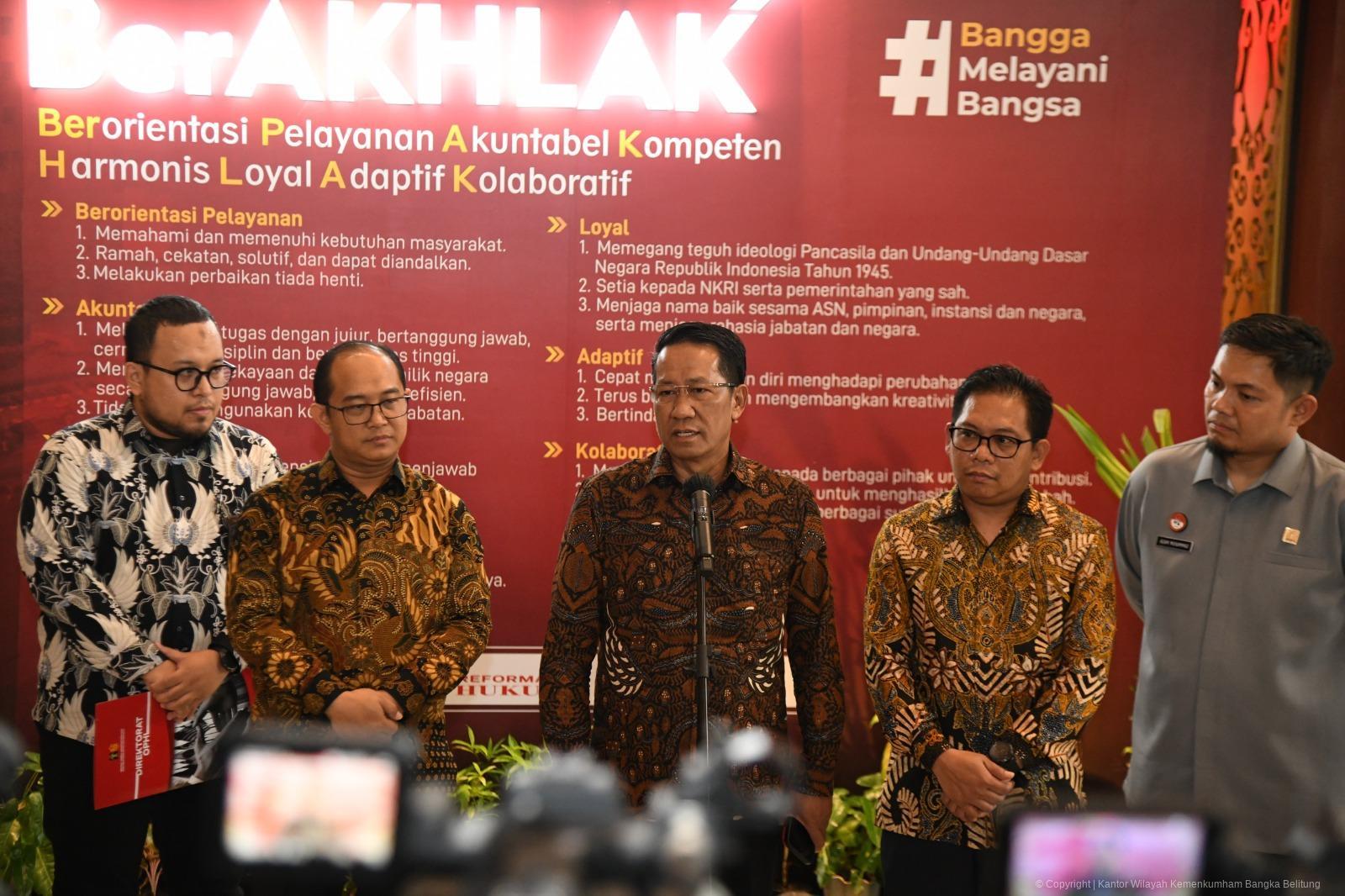 Menkum Tegas: WNI Jadi Tentara AS Itu Ilegal!