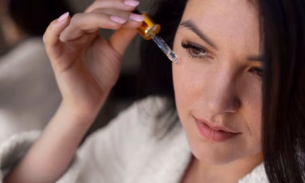 Muka Mulus Pakai Retinol, Simak Cara Mulainya Di Sini