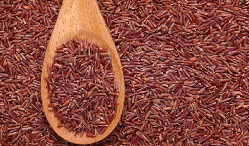 Mau Kurangi Gula? Ganti Nasi Putihmu Dengan Beras Merah Ini!