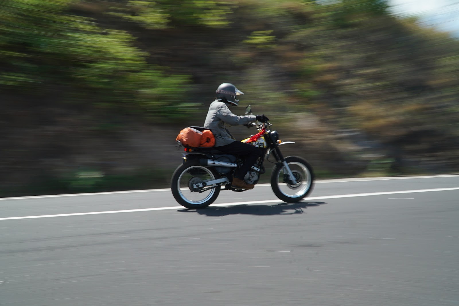 Aksesori Motor Yang Bikin Berkendara Makin Nyaman