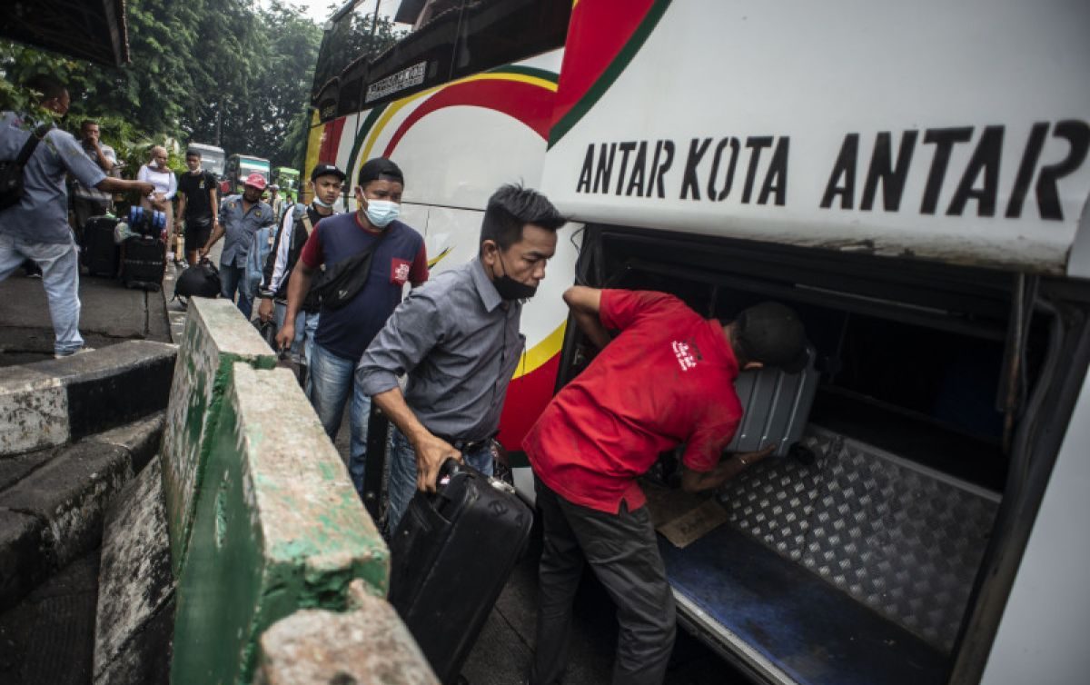 Self Reminder: Jaga Sendiri Barang Bawaanmu Di Bus