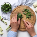Tips Dapur: Cara Menyimpan Daun Bawang Yang Benar