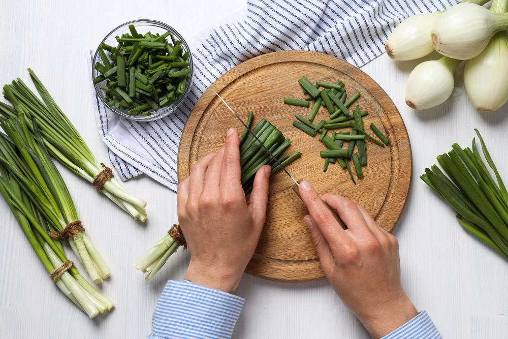 Tips Dapur: Cara Menyimpan Daun Bawang Yang Benar