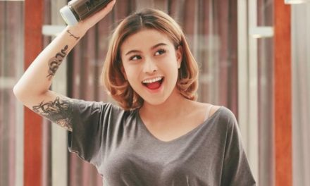 Intip Pesona Aktris Indonesia Dan Tato Uniknya